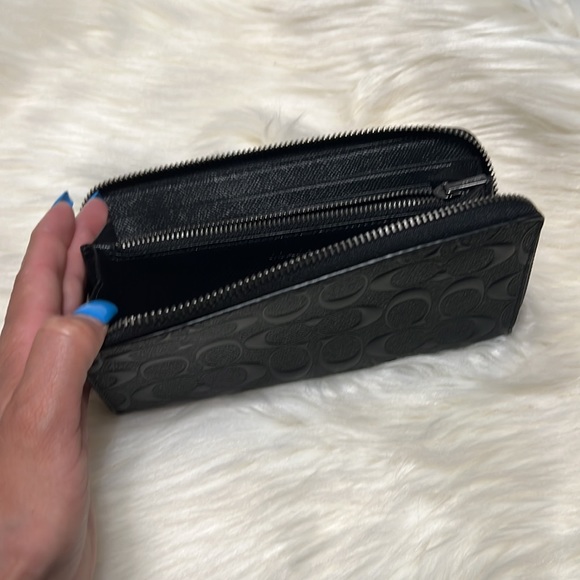 Sold 🟥 - Picture 9 of 16